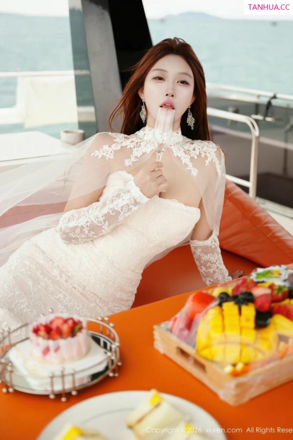   [XiuRen]高清写真图 2026.01.16 No.11243 金允希Yuki 游艇主题第22张图片